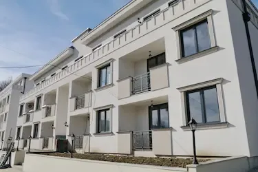 Stambena zgrada — Vrnjačka Banja